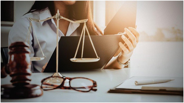 Top benefits of Hiring Litigation lawyer